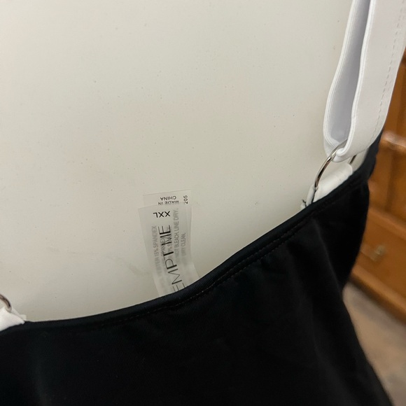 NWT Tempt Me Swimsuit Women XXL One Piece Adjustable Strap Black White Stripes - Picture 7 of 8